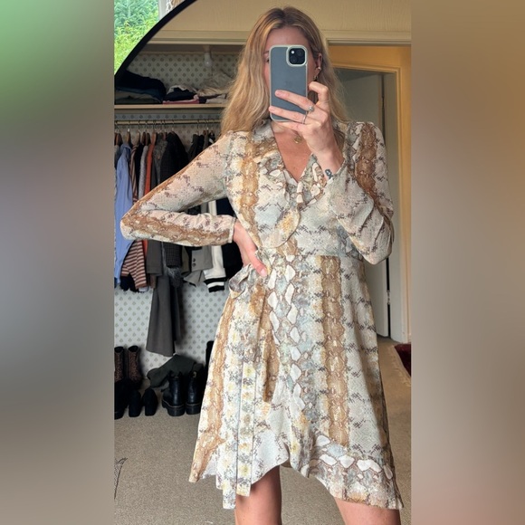 Wilfred Aritzia Louise Snakeskin Print Chiffon Wrap Ruffle Mini Dress - Picture 9 of 17